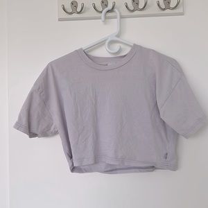 Aritzia cropped t